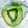 Küchenrückwand Spritzschutz Glas mit Motiv Kiwi im Wasser Produktbild-Vorschau 3