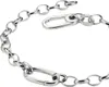 A close-up shot of a silver bracelet with interlocking links and a clasp. Anteprima dell’immagine prodotto
