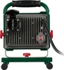 The back of a green and gray LED work light is shown, mounted on a stand with wheels. Produktbild-Vorschau