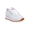 A white Reebok Classic Leather sneaker with a gum sole, shown from a slightly elevated side angle against a white background. Produktbild-Vorschau