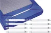A close-up view of a blue fitted sheet corner with white elastic straps attached, along with several loose white elastic straps with clips. Produktbild-Vorschau