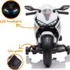 Front view of a white electric toy motorcycle with labels pointing out features. Voir les images du produit