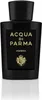 A black bottle of Acqua di Parma Ambra Eau de Parfum with gold lettering and a crest. Anteprima dell’immagine prodotto