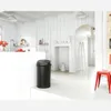 Poubelle Brabantia - Touch Bin, 60 L, Beige doux Voir les images du produit 11