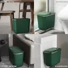 Poubelle de 7 litres à fixer sur une porte d'armoire, Voir les images du produit 5