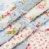 Unyqoos® Patchwork-Tagesdecke mit Blumenmuster – gesteppter Produktbild-Vorschau 3