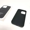 Apple iPhone 16 Pro Max Silikon Case mit MagSafe – Schwarz, Produktbild-Vorschau 14