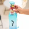 Ncd04 Blaue Tritan-Flasche Nils Camp Produktbild-Vorschau 13