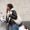 reisenthel moonbag Umhängetasche puffer stone 24 L GO7097 Produktbild-Vorschau 7