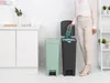 Brabantia StepUp Cestino a pedale 800108 40L verde giada Anteprima dell’immagine prodotto 16