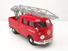 Motormax 79584 VW T1 Pritsche Feuerwehr mit Leiter rot 1:24 Produktbild-Vorschau 8