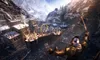 A scene from a video game, showing a fantasy city in a mountainous, snowy region, with a character in armor in the foreground. Produktbild-Vorschau