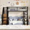 A child's bedroom with a loft bed, a sofa bed underneath, and decorative elements on the wall. Voir les images du produit