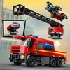 LEGO® City 60414 Hasičská stanice s otočným žebříkovým Náhled obrázku produktu 15