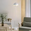 Klassische weiße Stehlampe im nordischen Design mit Produktbild-Vorschau 5