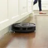 iRobot Roomba i7+ noir robot aspirateur Voir les images du produit 4