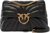 A black quilted leather handbag with gold hardware. Anteprima dell’immagine prodotto