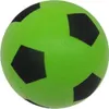 Balle en mousse souple verte au design football - balle Voir les images du produit 12