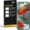 A product box for a screen protector is shown next to a smartphone with the screen protector applied. Produktbild-Vorschau