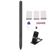 A stylus pen and its accessories are laid out on a white background. Produktbild-Vorschau