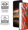 Two smartphones are shown side-by-side, with one displaying a privacy screen protector and the other a matte screen protector. Produktbild-Vorschau
