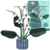 A building block model of an orchid in a pot, with its packaging in the background. Náhľad obrázku produktu