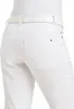 Close-up of the back of white women's pants with a white belt. Produktbild-Vorschau