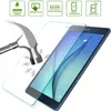 A tempered glass screen protector is shown being applied to a tablet, with various feature icons displayed above. Produktbild-Vorschau