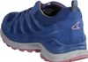 A side view of a blue and pink LOWA Innox Evo II GTX women's hiking shoe. Voir les images du produit