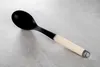 Cucchiaio da portata KitchenAid - Bianco Mandorla Anteprima dell’immagine prodotto 4