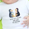Mr. & Mrs. Panda Babyshirt Pinguin Pärchen 6. - 12. Monat - Produktbild-Vorschau 4
