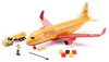 SIKU Super - Aereo cargo DHL con accessori Anteprima dell’immagine prodotto 6