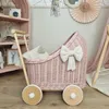 Puppenwagen aus Weide in der Farbe rosa mit Bettwäsche Produktbild-Vorschau 3