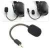 A collage of images showing a replacement microphone for a gaming headset, with close-ups of the microphone and its connection. Voir les images du produit