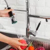 Verchromte Edelstahl-Spültischarmatur mit herausziehbarer Produktbild-Vorschau 5