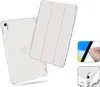 A clear protective case for an iPad, shown from the back and front with the cover folded. Anteprima dell’immagine prodotto