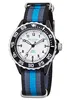 A close-up studio shot of a children's watch with a striped fabric strap. Anteprima dell’immagine prodotto