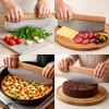 Pizzaschneider 32 cm aus Edelstahl mit Holzgriff – Profi Produktbild-Vorschau 6