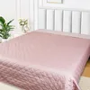 Narzuta na łóżko 220x240, różowa w romby, pikowana, ciepła Podgląd zdjęcia produktu 4