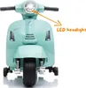Front view of a child's electric scooter designed to look like a Vespa. Podgląd zdjęcia produktu