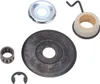 A collection of spare parts for a chainsaw clutch. Voir les images du produit
