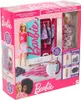 A Barbie Crafting Wardrobe playset box, featuring a Barbie doll and various crafting accessories. Produktbild-Vorschau