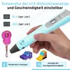 A hand holding a blue 3D pen with examples of 3D printed objects and feature callouts. Anteprima dell’immagine prodotto