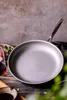 Profesionální nerezová pánev Amitsu 28 cm s víkem, vhodná Náhled obrázku produktu 10