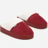 Pantofole da donna Slip On Pantofole in peluche isolati Anteprima dell’immagine prodotto 2