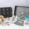 Zenker Fußballmuffin-Form für 12 Muffins – Hochwertiges Produktbild-Vorschau 4