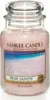 A Yankee Candle in a glass jar with a clear lid, labeled 'Pink Sands'. Podgląd zdjęcia produktu