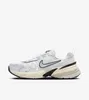 Nike V2K Run "Summit White Metallic Silver" Weiß, Größe: 42 Produktbild-Vorschau 5
