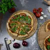 Boska Pizzabrett Friends XL / Pizza Teller / Eichenholz / Produktbild-Vorschau 3