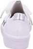 The back view of a white sneaker with white laces and a silver accent on the heel. Produktbild-Vorschau